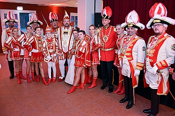 Prinzenempfang_2020-01-12_02 Prinzenempfang … Einen Tag nach seiner Ernennung zum Prinz Sascha I. wurde zum großen Duisburger „Karnevalsfamilientreffen“ in den Steinhof in Huckingen...