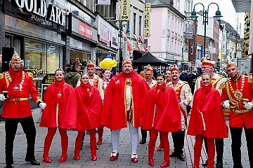 LachendSonnenw_2020-02-08_04 Premiere -„Lachender Sonnenwall“-… Der Sonnenwall 8. Februar 2020- Karnevalshochburg in der Duisburger City. Straßenkarneval, eine Gemeinschaftsveranstaltung...