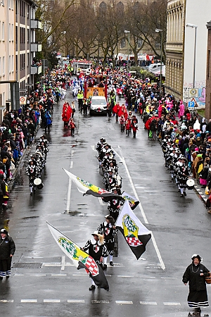 Rosenmontagszug_2020-02-24_011 Rosenmontag 2020 Das Wecken Sr. Tollität Prinz Sascha I. am WYNDHAM Hotel Duisburger Hof, das Prinzenfrühstück mit geladenen Gästen beim OB Sören Link im...