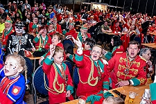 RosMon2023_Teil2_2023-02-20_002 Der Rosenmontagszug und mehr… - Das Rathaus in Jecken-Hand und dann zum Rosenmontagszug. Alle Zugteilnehmer mal aus einer „neuen“ Perspektive betrachtet. Danke...