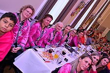 KiPriKuer_2024-01-07_008 7. Januar 2024 im WYNDHAM Hotel DUISBURGER HOF - Die Duisburger Kinderprinzen-Crew hat den Narrenthron erobert und startet in die Session. Im restlos...