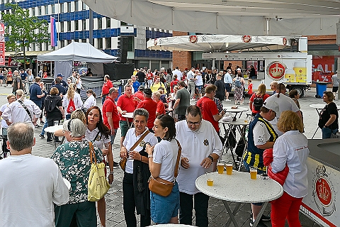 SommerBiwak_2024-07-21_02 Unser Sommerbiwak 2024 - Pünktlich um 11.11 Uhr startete unser 7. Sommerbiwak auf der Hauptbühne beim Duisburger Stadtfest zwischen City Palais und Forum....