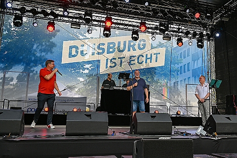 SommerBiwak_2024-07-21_05 Unser Sommerbiwak 2024 - Pünktlich um 11.11 Uhr startete unser 7. Sommerbiwak auf der Hauptbühne beim Duisburger Stadtfest zwischen City Palais und Forum....