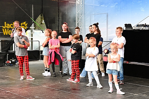 SommerBiwak_2024-07-21_20 Unser Sommerbiwak 2024 - Pünktlich um 11.11 Uhr startete unser 7. Sommerbiwak auf der Hauptbühne beim Duisburger Stadtfest zwischen City Palais und Forum....