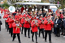 Sessionsauftakt_2024-11-16_015 Hoppeditzerwachen - Sessions-Auftakt 24/25 - Bei trockenem Novemberwetter zieht der Umzug mit den Gesellschaften über die Königstraße , vorbei am...