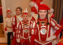 KiPriKuer_2025-_01-11_08 Kürung der Kinderprinzencrew - Der Sitzungskarneval in Duisburg beginnt traditionell mit der Kürung des Kinderprinzenpaares und seines Hofstaates. Diese die...