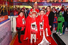 Karneval_ONI_CE_2025-01-24_11 Impressionen - Karneval ON ICE - Zum dritten mal hieß in der PreZero Rheinlandhalle „Karneval ON ICE“. Eislaufen bei karnevalistischem Tönen. Dazu neu das...